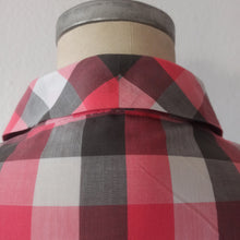 Cargar imagen en el visor de la galería, 1940s - Gorgeous Pink Plaid Cotton Dress - W26 (66cm)