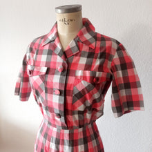Cargar imagen en el visor de la galería, 1940s - Gorgeous Pink Plaid Cotton Dress - W26 (66cm)