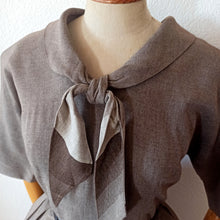 Charger l'image dans la galerie, 1950s - MANFORD - Gorgeous Grey Gabardine Dress - W31 (78cm)