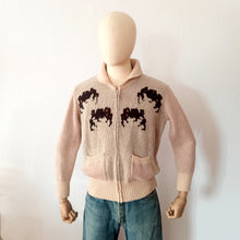 Laden Sie das Bild in den Galerie-Viewer, VTG - Fabulous Spider Tarantula Cowichan