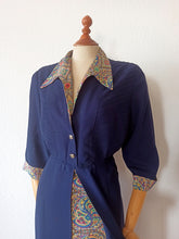 Load image into Gallery viewer, 1940s - Beautiful Navy Rayon Crepe Dress - W35 (88cm)