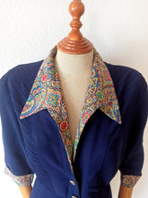 Load image into Gallery viewer, 1940s - Beautiful Navy Rayon Crepe Dress - W35 (88cm)