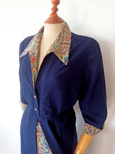 Load image into Gallery viewer, 1940s - Beautiful Navy Rayon Crepe Dress - W35 (88cm)