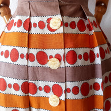Charger l'image dans la galerie, 1950s - Stunning Abstract Orange Linen Dress - W28 (72cm)