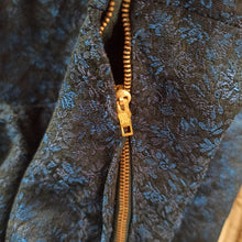 Charger l'image dans la galerie, 1950s - Elegant Black & Blue Textured Night Dress - W25 (64cm)