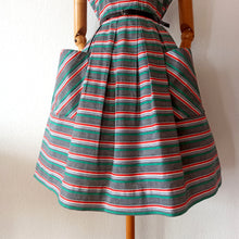 Charger l'image dans la galerie, 1950s - Ultra Gorgeous Massive Pockets Striped Dress - W28 (70cm)