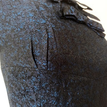 Charger l'image dans la galerie, 1950s - Elegant Black & Blue Textured Night Dress - W25 (64cm)