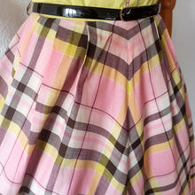 Charger l'image dans la galerie, 1940s 1950s - Stunning & Precious Yellow Pink Plaid Dress - W32 (82cm)