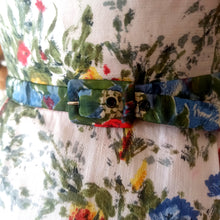 Charger l'image dans la galerie, 1950s - Stunning Spring Flowers Cotton Dress - W27.5 (70cm)