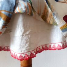 Charger l'image dans la galerie, 1950s - Stunning Petite Floral Dress - W23.5 (60cm)