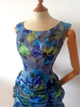Charger l'image dans la galerie, 1960s - Gorgeous Ruffled Skirt Cocktail Dress - W27 (68cm)