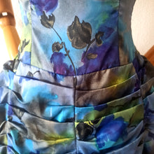 Charger l'image dans la galerie, 1960s - Gorgeous Ruffled Skirt Cocktail Dress - W27 (68cm)