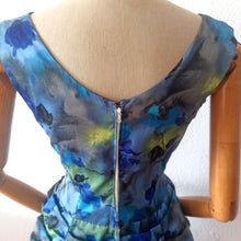 Charger l'image dans la galerie, 1960s - Gorgeous Ruffled Skirt Cocktail Dress - W27 (68cm)