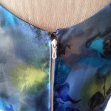 Charger l'image dans la galerie, 1960s - Gorgeous Ruffled Skirt Cocktail Dress - W27 (68cm)