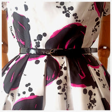 Charger l'image dans la galerie, 1950s 1960s - TREVIRA, Berlin - Stunning Abstract Roses Dress - W27 (68cm)
