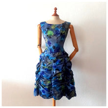 Charger l'image dans la galerie, 1960s - Gorgeous Ruffled Skirt Cocktail Dress - W27 (68cm)