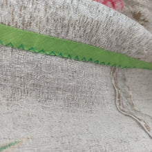 Charger l'image dans la galerie, 1950s - Precious Back Bows Roseprint Dress - W28 (71cm)