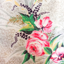 Charger l'image dans la galerie, 1950s - Precious Back Bows Roseprint Dress - W28 (71cm)
