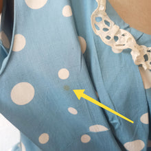 Charger l'image dans la galerie, 1950s - Adorable German Baby Blue Dotted Cotton Dress - W34 (86cm)
