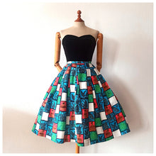 Charger l'image dans la galerie, 1950s - Fabulous Colorful Novelty Print Skirt - W26 (66cm)