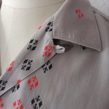 Charger l'image dans la galerie, 1950s - Glentop, USA - R&R Diamonds Rayon Shirt - Sz. Large
