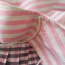 Charger l'image dans la galerie, 1950s 1960s - Adorable Grey & Pink Cotton Dress - W29 (74cm)