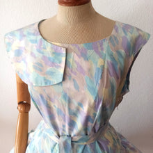 Charger l'image dans la galerie, 1950s - Spectacular Removable Shawl Collar Pastel Colors Dress - W30 (76cm)