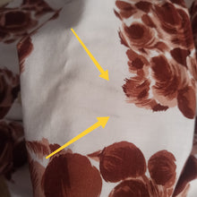Charger l'image dans la galerie, 1950s - Stunning Brown Roseprint Cotton Dress - W29 (74cm)