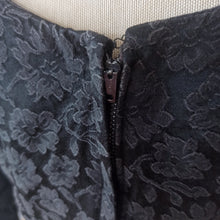 Charger l'image dans la galerie, 1950s - Stunning Solid Black Floral Organza Dress - W29 (74cm)