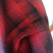 Cargar imagen en el visor de la galería, 1940s - Rare Shadow Plaid Waistcoat & Skirt Wool Set - W27/28 (68/70cm)