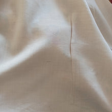 Cargar imagen en el visor de la galería, 1940s - Exquisite Emboidery Sand Silk Blouse - W32 (82cm)