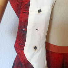 Cargar imagen en el visor de la galería, 1940s - Rare Shadow Plaid Waistcoat & Skirt Wool Set - W27/28 (68/70cm)