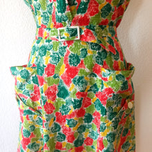 Cargar imagen en el visor de la galería, 1940s - Stunning French Abstract Primary Colors Pockets Dress - W30 (76cm)