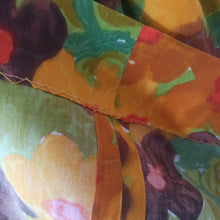 Charger l'image dans la galerie, 1950s - Stunning Abstract Floral Cotton Dress - W27.5 (68cm)