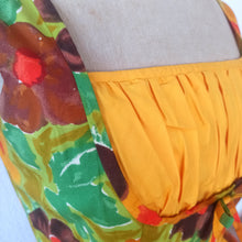 Charger l'image dans la galerie, 1950s - Stunning Abstract Floral Cotton Dress - W27.5 (68cm)