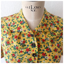 Load image into Gallery viewer, 1940s - Adorable Yellow Floral Rayon Day Dress - W28 (72cm)