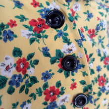 Load image into Gallery viewer, 1940s - Adorable Yellow Floral Rayon Day Dress - W28 (72cm)