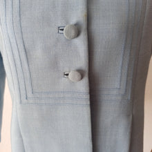 Laden Sie das Bild in den Galerie-Viewer, 1960s - Adorable 2pc Peter Pan Collar Coat & Dress Set - W30 (76cm)