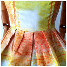 Charger l'image dans la galerie, 1950s - Manuela, Nice - Stunning Sunset Colors Dress - W25 (64cm)