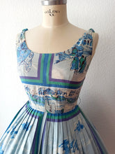 Charger l'image dans la galerie, 1950s - Spectacular Venice Novelty Print Dress - W26 (66cm)