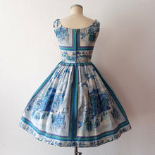 Charger l'image dans la galerie, 1950s - Spectacular Venice Novelty Print Dress - W26 (66cm)