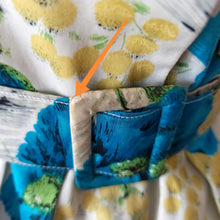 Charger l'image dans la galerie, 1950s - French Basket Mimosa Poppies Novelty Dress - W31 (78cm)