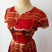 Charger l'image dans la galerie, 1950s 1960s - Gorgeous Abstract Satin Silk Dress - W24.5 (62cm)