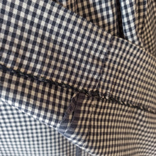 Charger l'image dans la galerie, 1950s - Adorable Black & White Vichy Cotton Dress - W28.5 (72cm)