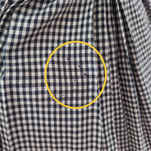 Charger l'image dans la galerie, 1950s - Adorable Black & White Vichy Cotton Dress - W28.5 (72cm)