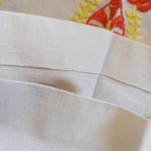 Load image into Gallery viewer, 1970s - Handembroidered Bell-bottoms Linen Pants - W27/27.5 (68/70cm)