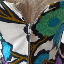 Laden Sie das Bild in den Galerie-Viewer, 1950s 1960s - Privileg, Paris - Stunning Srapless Dress - W26 (66cm)