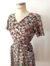 Charger l'image dans la galerie, 1940s 1950s - Adorable Floral Bolero Dress  - W29 (74cm)