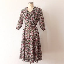 Charger l'image dans la galerie, 1940s 1950s - Adorable Floral Bolero Dress  - W29 (74cm)