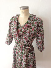 Charger l'image dans la galerie, 1940s 1950s - Adorable Floral Bolero Dress  - W29 (74cm)